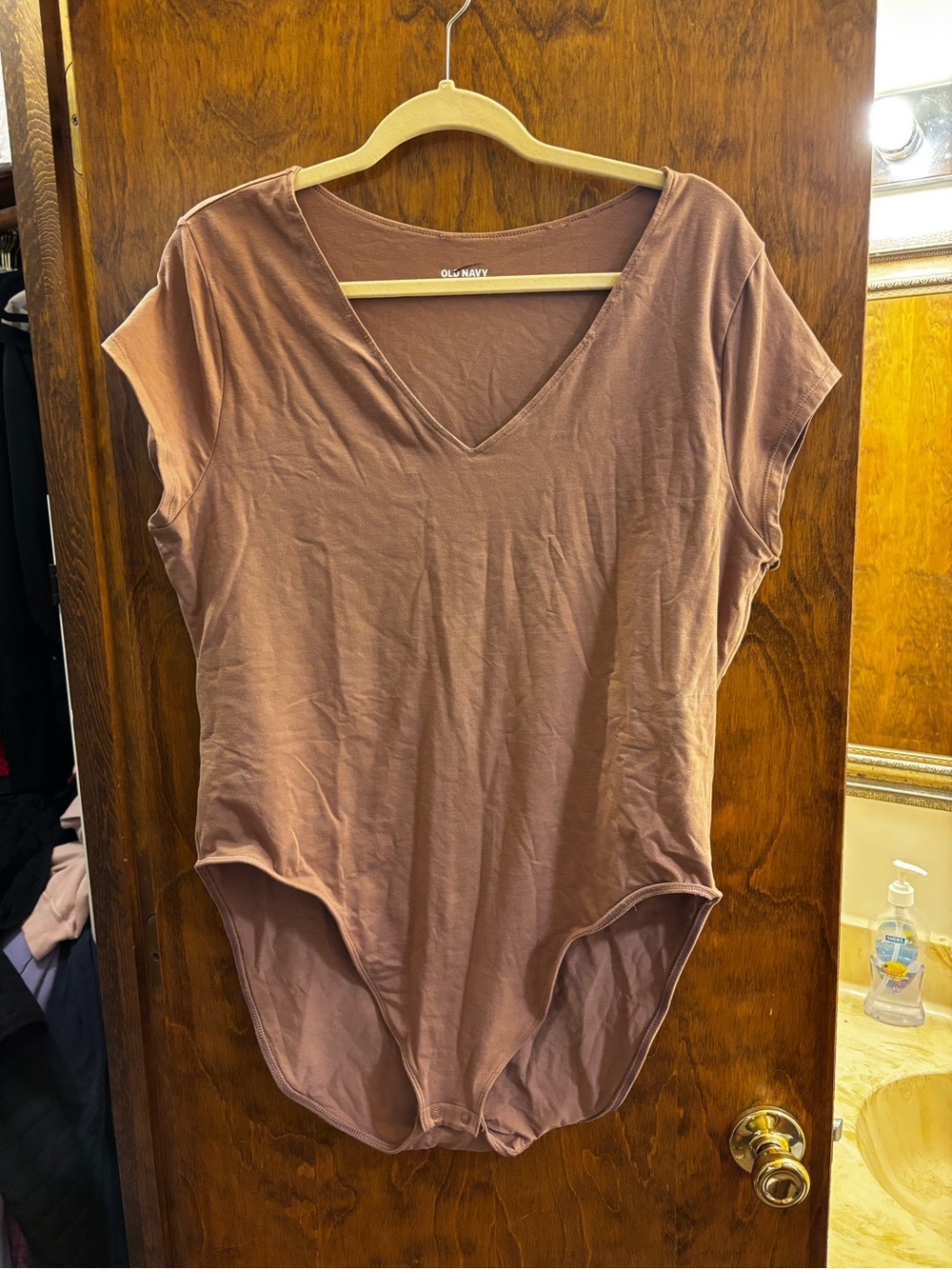 Old Navy Dusty Mauve V-Neck Short Sleeve Bodysuit